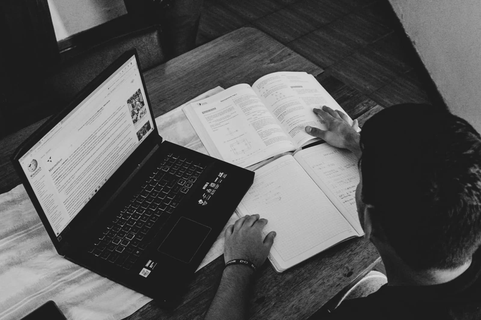 19 exemples de compétences d’étude les plus utiles et 11 chaînes YouTube utiles