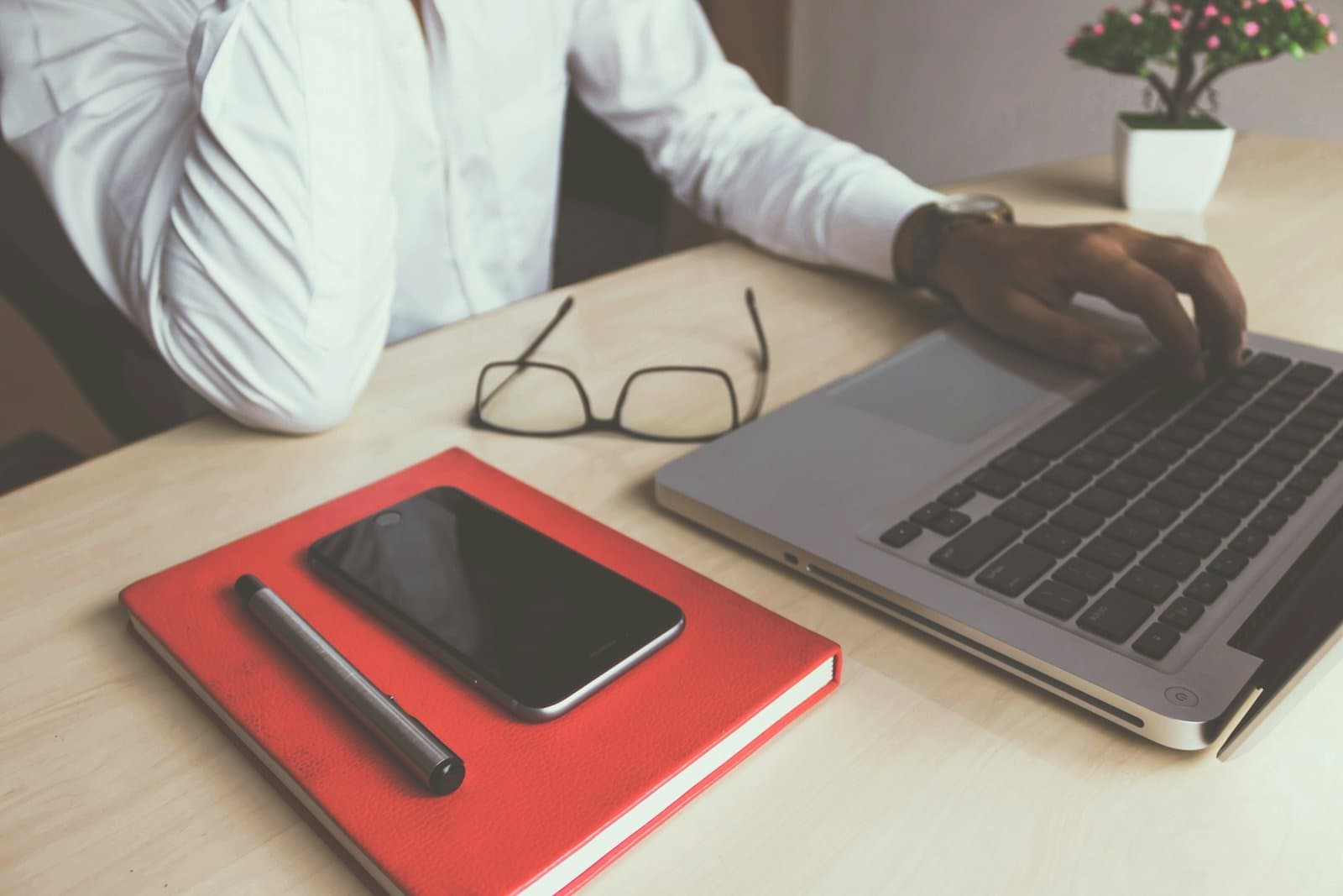 How to Write a Reflection Paper With Conch AI