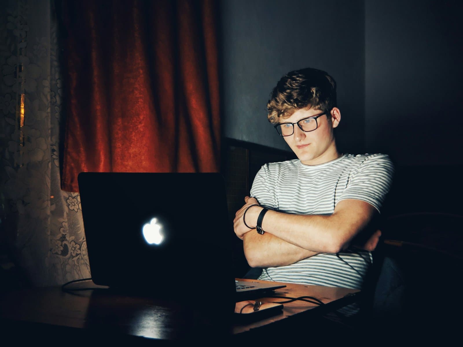 How to Write an Effective Essay About Bullying